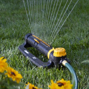 Best-Rated Lawn Sprinkler - Melnor Turbo Oscillator with Timer